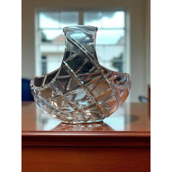 Cross-Hatched Contemporary Lead Crystal Basket Heavy Bowl Criss Cross Pattern - Picture 5 of 6